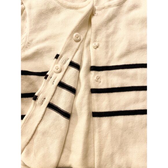 NWT 3 Piece Bundle, Sweater, Skirt and Matching Bow Size 12 - 18 Months - Picture 3 of 5